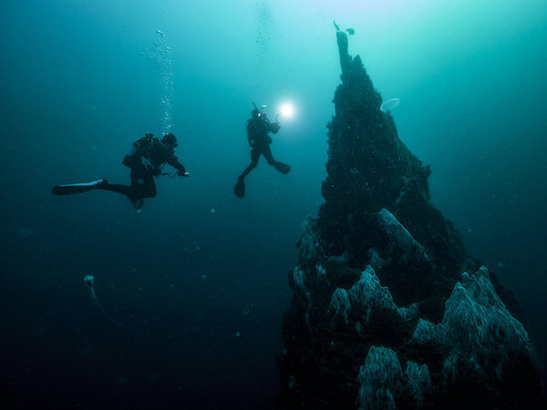 Especialidad en buceo profundo