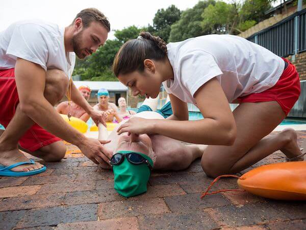 RCP en persona inconciente curso EFR