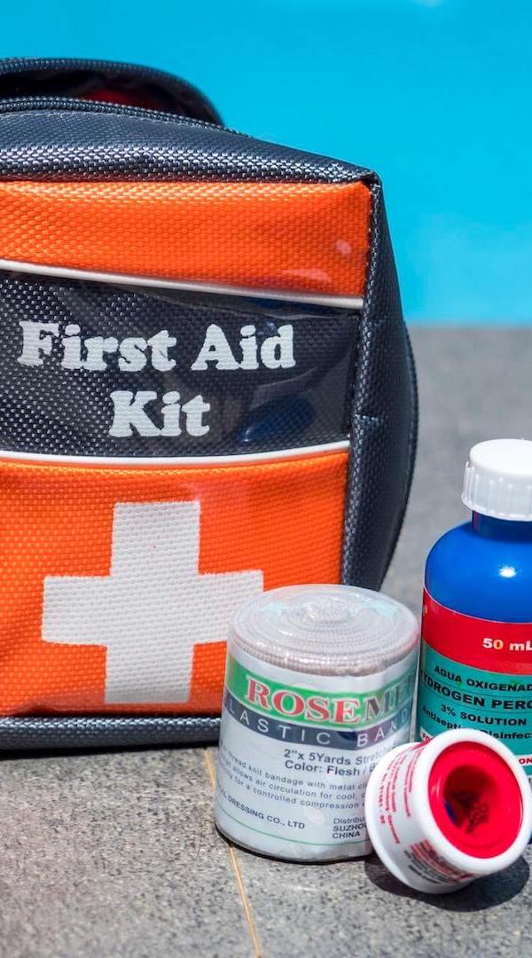 Trousse de secours aux Philippines.